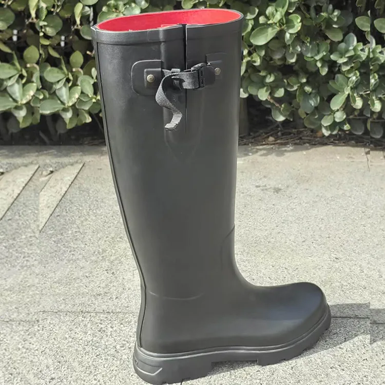 Custom rubber horse riding boots