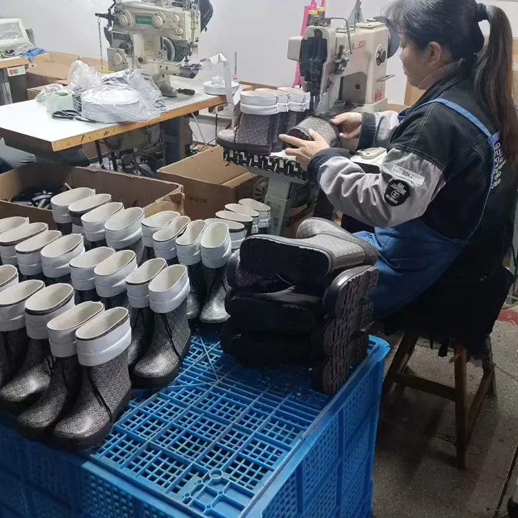 Split toe outdoor barefoot rain boots
