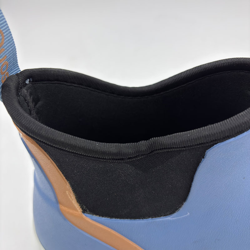 Neoprene lined ankle deck boots