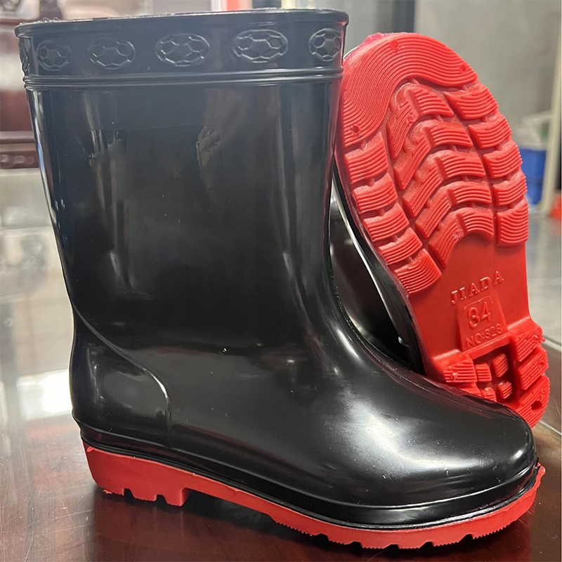 Custom pvc injection boots for kids mother