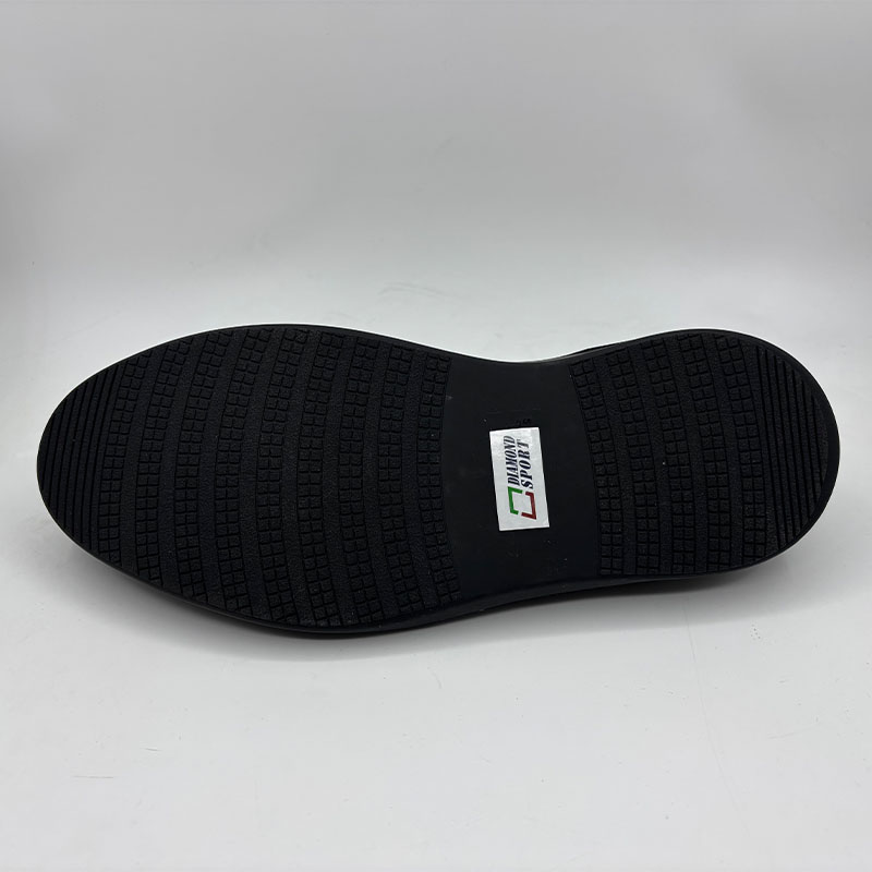 Soft toe black waterproof rubber overshoes